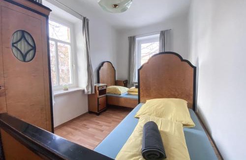Plagwitz Apartment | Stilvolle 2 Zimmer Wohnung mit Küche, TV, Waschmaschine