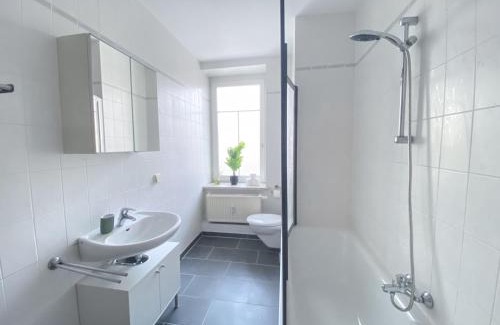 Plagwitz Apartment | Stilvolle 2 Zimmer Wohnung mit Küche, TV, Waschmaschine