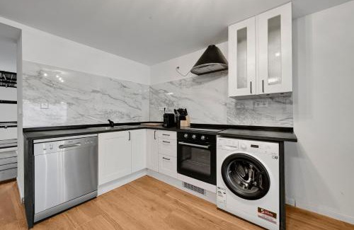 Burg an der Wupper Apartment | Stilvolle Apartments mit Kamin - Schlossblick und großer Terrasse 2-4 Zimmer 50-140qm - nahe A1 und Schloss Burg - Köln