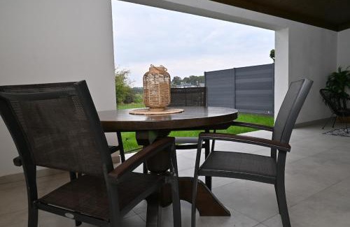 Oberdorla Apartment | Stilvolle & ruhige Ferienwohnung mit Terrasse & Garten