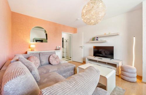 Hanau Apartment | Stilvolles City-Apartment mit Balkon & Parkplatz, Nähe Frankfurt