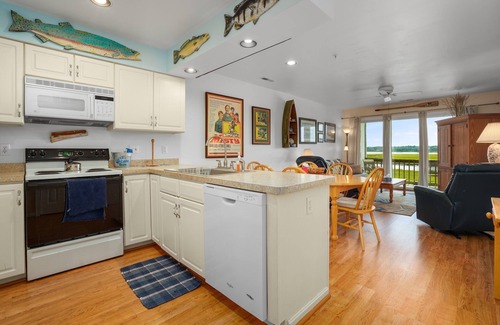 Chincoteague Condo | Stingray - Waterfront; Waterside balcony!