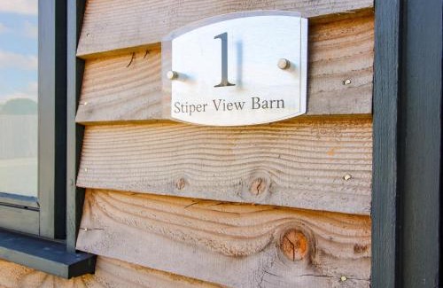 Bromlow House | Stiper View Barn 1