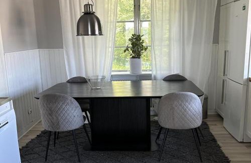 Spanga - Tensta House | Stockholm 5-Beds Sleeps 12 with Garden Access