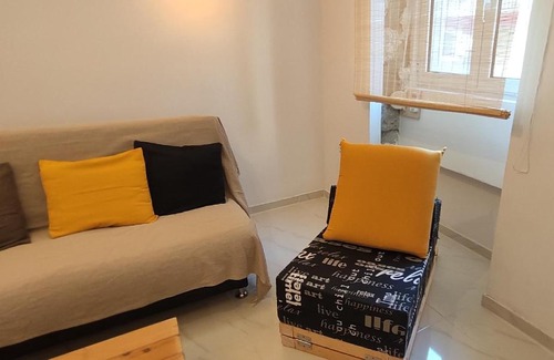 Khalkis Apartment | Stone apartment