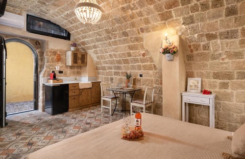 Rhodes Old Town Apartment | Stone Cave Suite