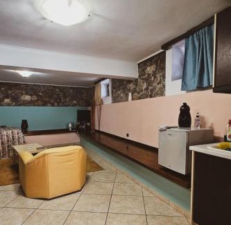 Chalcis Apartment | Stone cottage