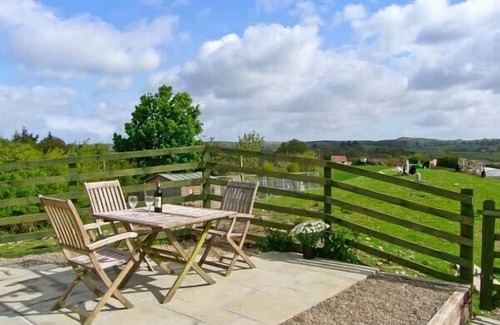Cilcain Cottage | STONE COTTAGE, pet friendly, character holiday cottage in Nannerch