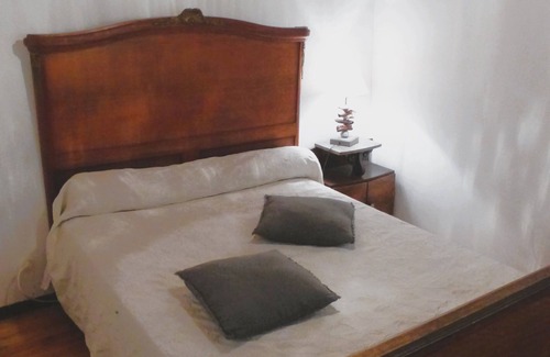 Le Martinet Other | Stone farmhouse overlooking the valley