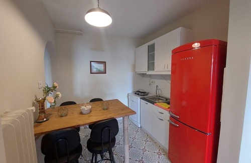 Kabatas House | Stone Garden Apartment in the Heart of the City