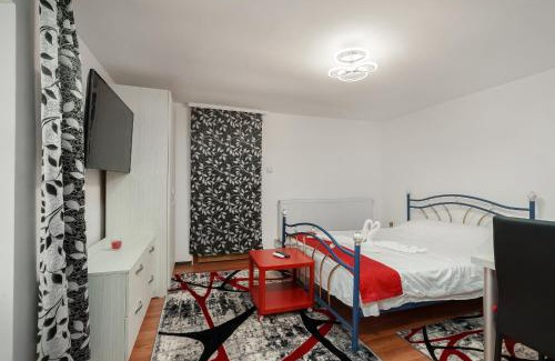 Sector 5 Apartment | Stone Gate Apartment #3