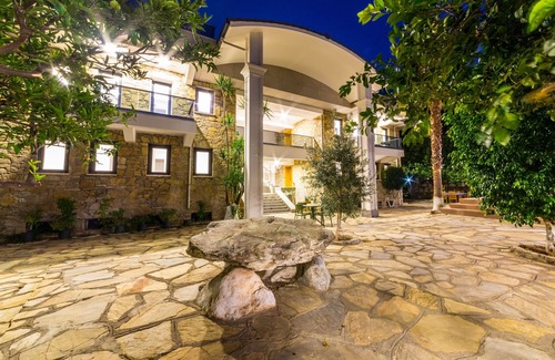 Icmeler Villa | Stone Homes Onyx