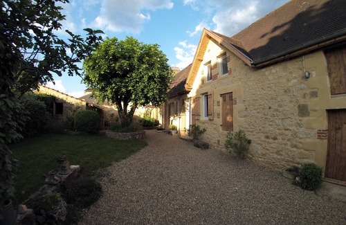 Cenac-et-Saint-Julien House | Stone house in the heart of the Périgourdine countryside