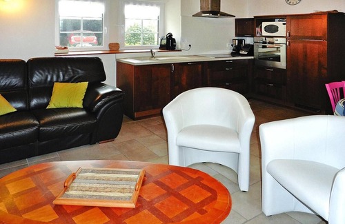 Plobannalec-Lesconil House | Stone House near Torche Beach
