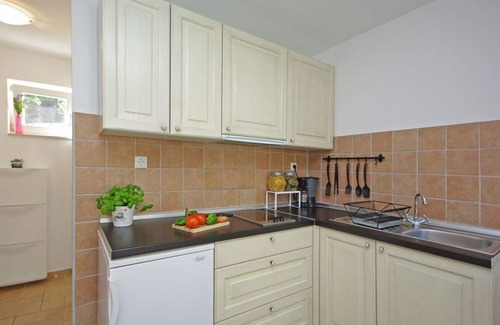 Podaca Apartment | Stone house Dalmatia in Podaca, apartment 3 (2nd floor) with 1 bedroom