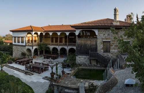 Datca Apartment | Stone House Deluxe Room - Kocaev-Mehmet Ali Aga Mansion