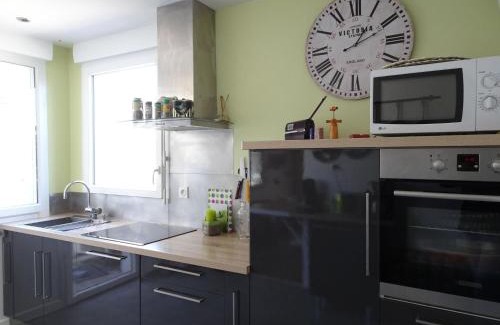 Bricqueville-sur-Mer House | Stone House in Bricqueville near Sandy Beach