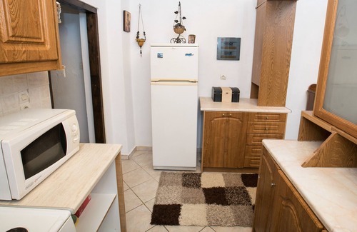 East Mani House | Stone House in Mountain-Top Mani Village Drosopigi