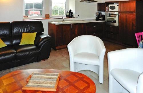 Plobannalec-Lesconil House | Stone House near Torche Beach