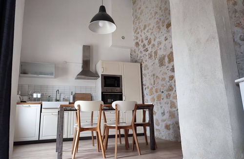 Vallon-Pont-d'Arc House | Stone house with Jacuzzi and air conditioning
