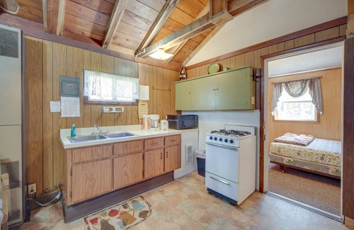 Stone Lake Cabin | Stone Lake Cabin w/Private Deck & Fire Pit!