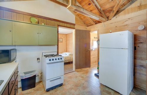 Stone Lake Cabin | Stone Lake Cabin w/Private Deck & Fire Pit!