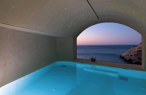 Stegna Apartment | Stone Luxury Suite-Executive