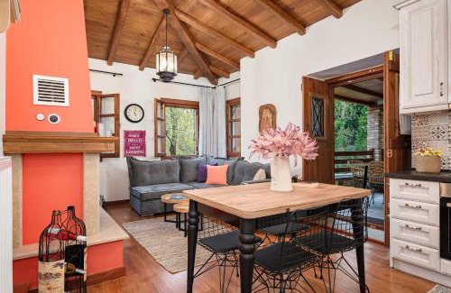 Valeontades House | Stone Nest