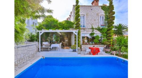 Ilica Villa | Stone Villa,Large Garden,Swimming Pool, Very Close the Beautiful Beach .