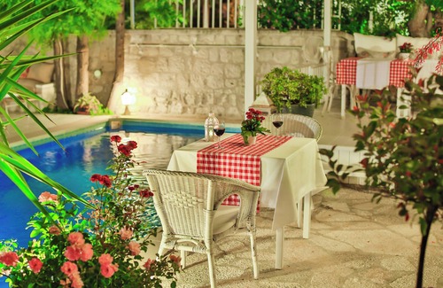 Ilica Villa | Stone Villa,Large Garden.Swimming Pool, and Very Close the Beautiful Beach .