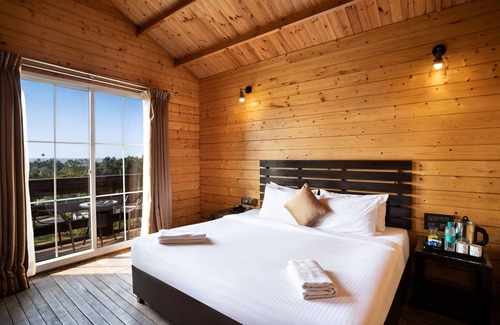 Mandrem Hotel | Stone Wood Resort