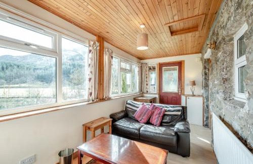 Cowal Peninsula House | Stonefield Farm Cottage