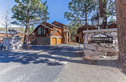 Stonegate House | Stonegate #02 | Luxury Mountain Home in the Village w/Deck, Wine Storage