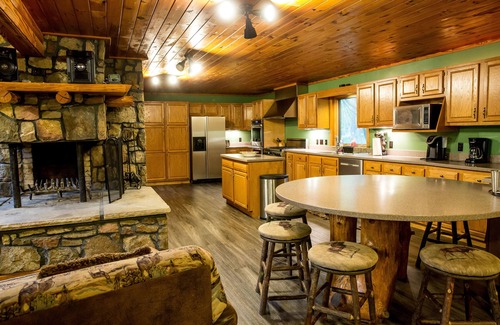 Stahlstown House | Stonehaven At Fern Mountian/Close To Seven Springs And Hidden Valley