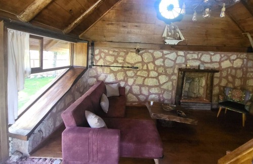 Masukiye House | Stonehouse Surrounded by Nature in Masukiye