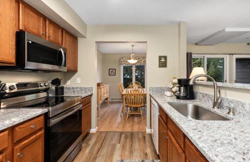 Nellysford House | Stoneridge 77 with Wintergreen Advantage