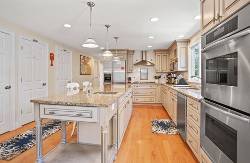 Chatham House | Stones Throw: 052-CS Alluring Chatham in-town home with pool, walk to it all