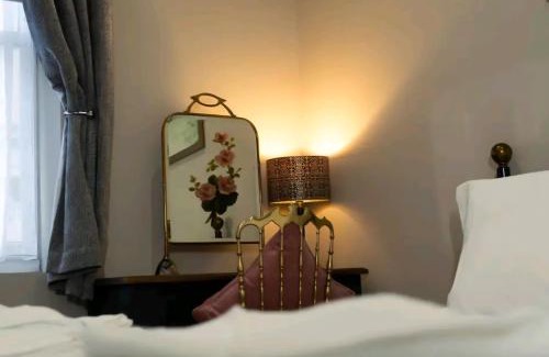 South Cliff Apartment | Stones Throw