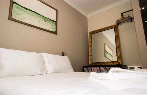 South Cliff Apartment | Stones Throw