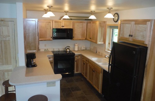 Bear Creek House | Stoney Creek Guest House