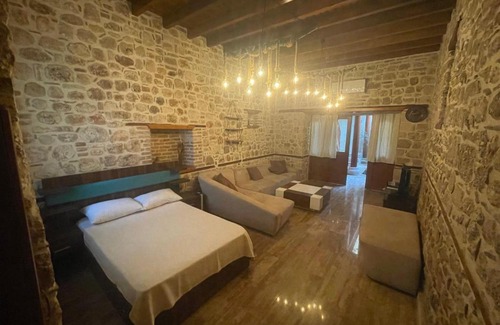 Kaleici House | Stony house in the Old Town