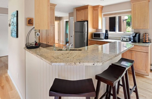 Stowe Area House | Stonybrook Townhouse within walking distance to Rec Path, Shops & Restaurants