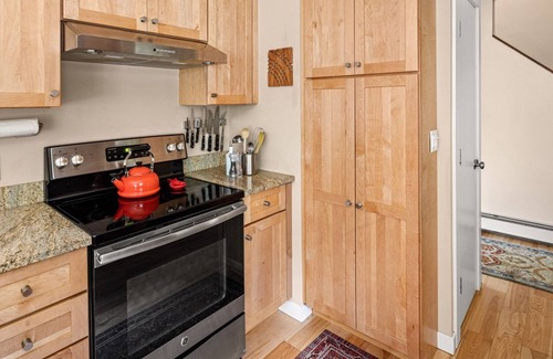 Stowe Area House | Stonybrook Townhouse within walking distance to Rec Path, Shops & Restaurants
