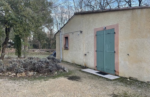 Regusse House | Stopover in Provence