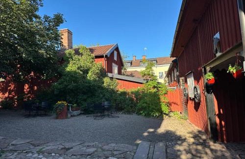 Eksjo Bed & Breakfast | Stora Torget B&B
