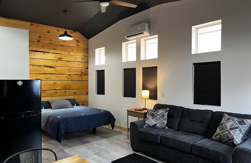 Paradise Apartment | Storage Loft in Paradise