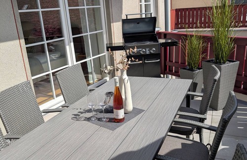 Ipsheim Apartment | Stork's Nest vacation apartment Large vacation apartment with roof terrace for 1-6 people