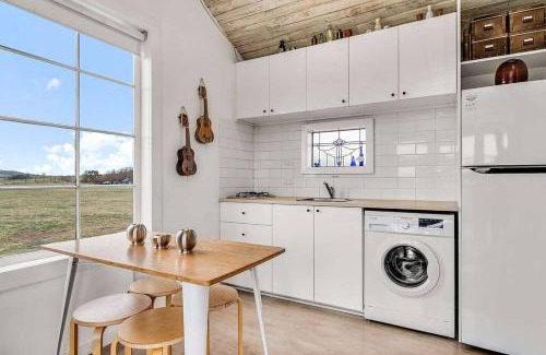 Lade Vale Apartment | Storm Cottage Off Grid Escape