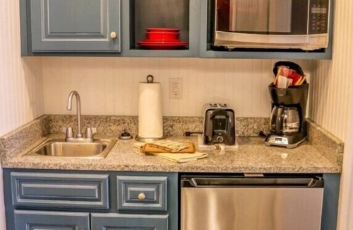 Branson Apartment | Stormy Point Lakeside - Studio