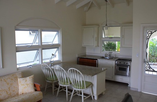 Oualie Bay Cottage | Storybook Cottage at Eden Villa - Private pool - jeep included